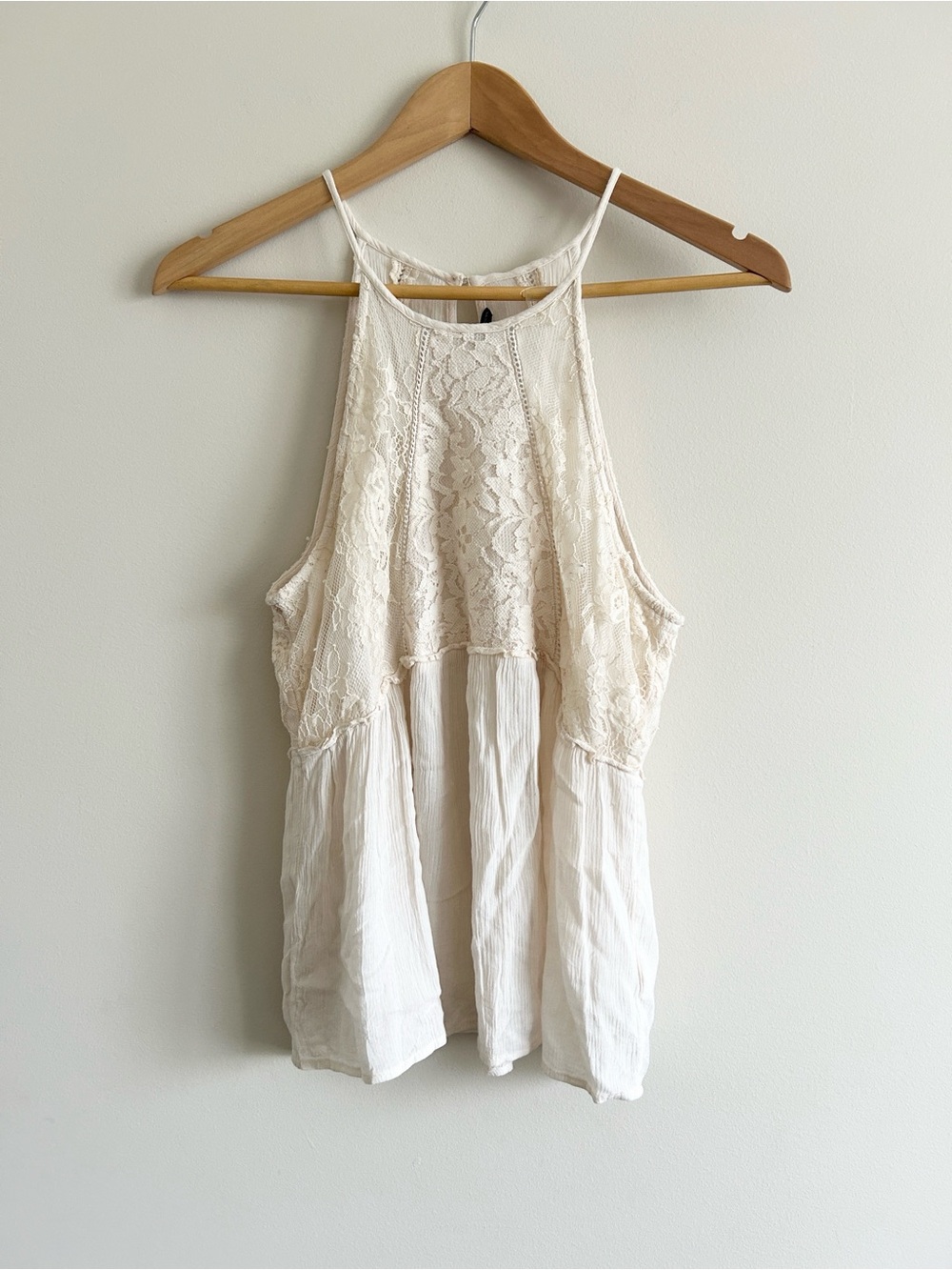 American Eagle Lace Sleeveless Floral Top Medium